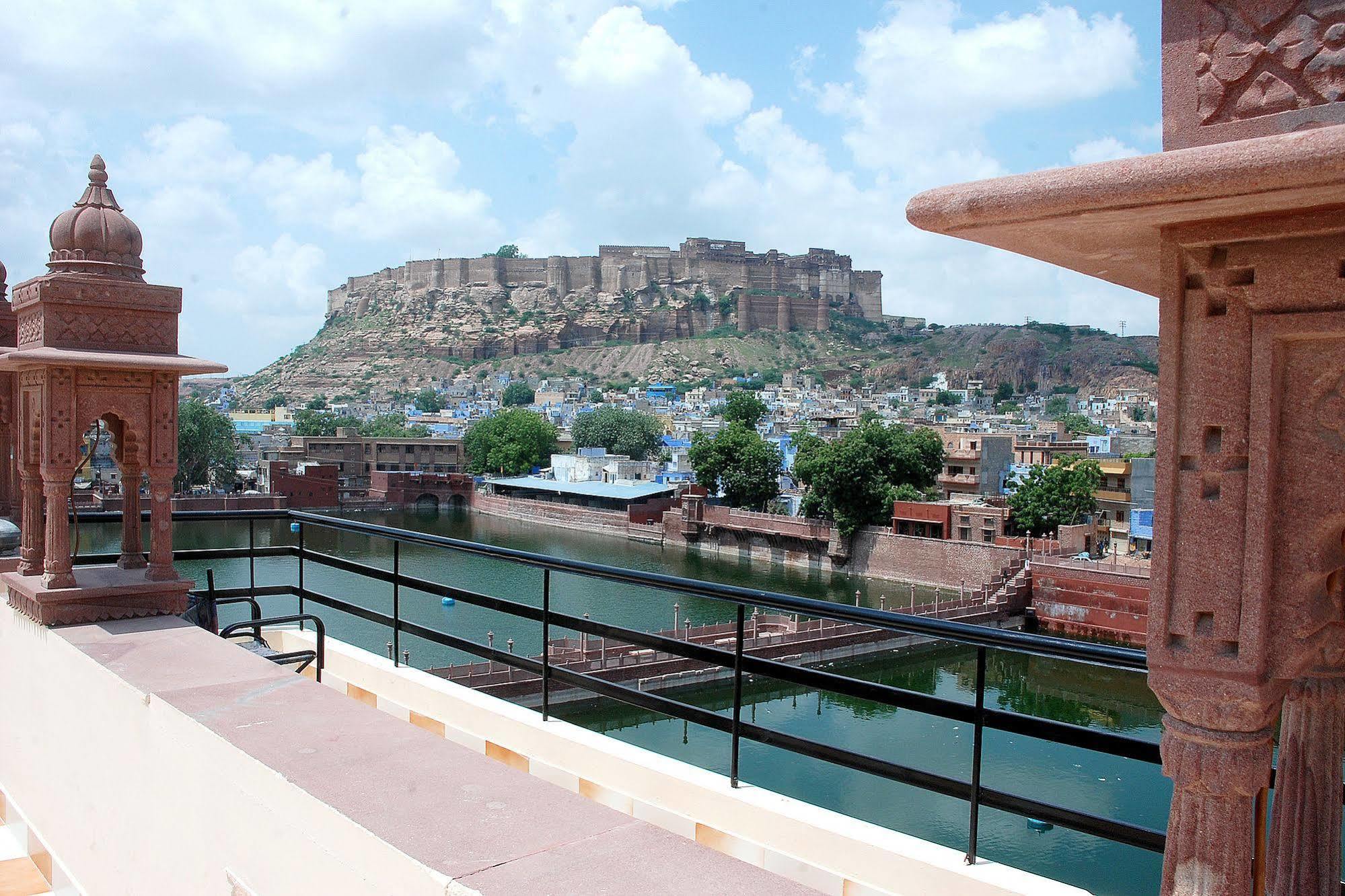 Hotel Jee Ri Haveli à Jodhpur  Extérieur photo