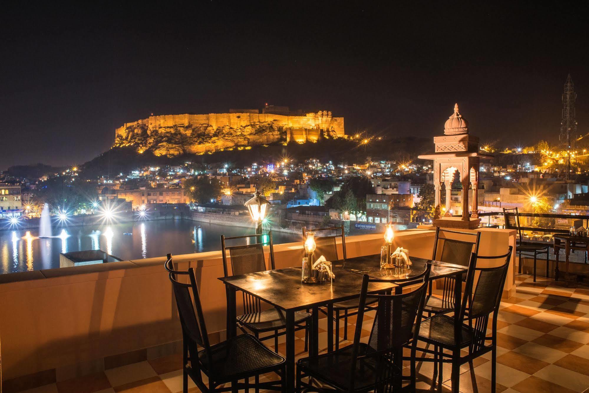 Hotel Jee Ri Haveli à Jodhpur  Extérieur photo