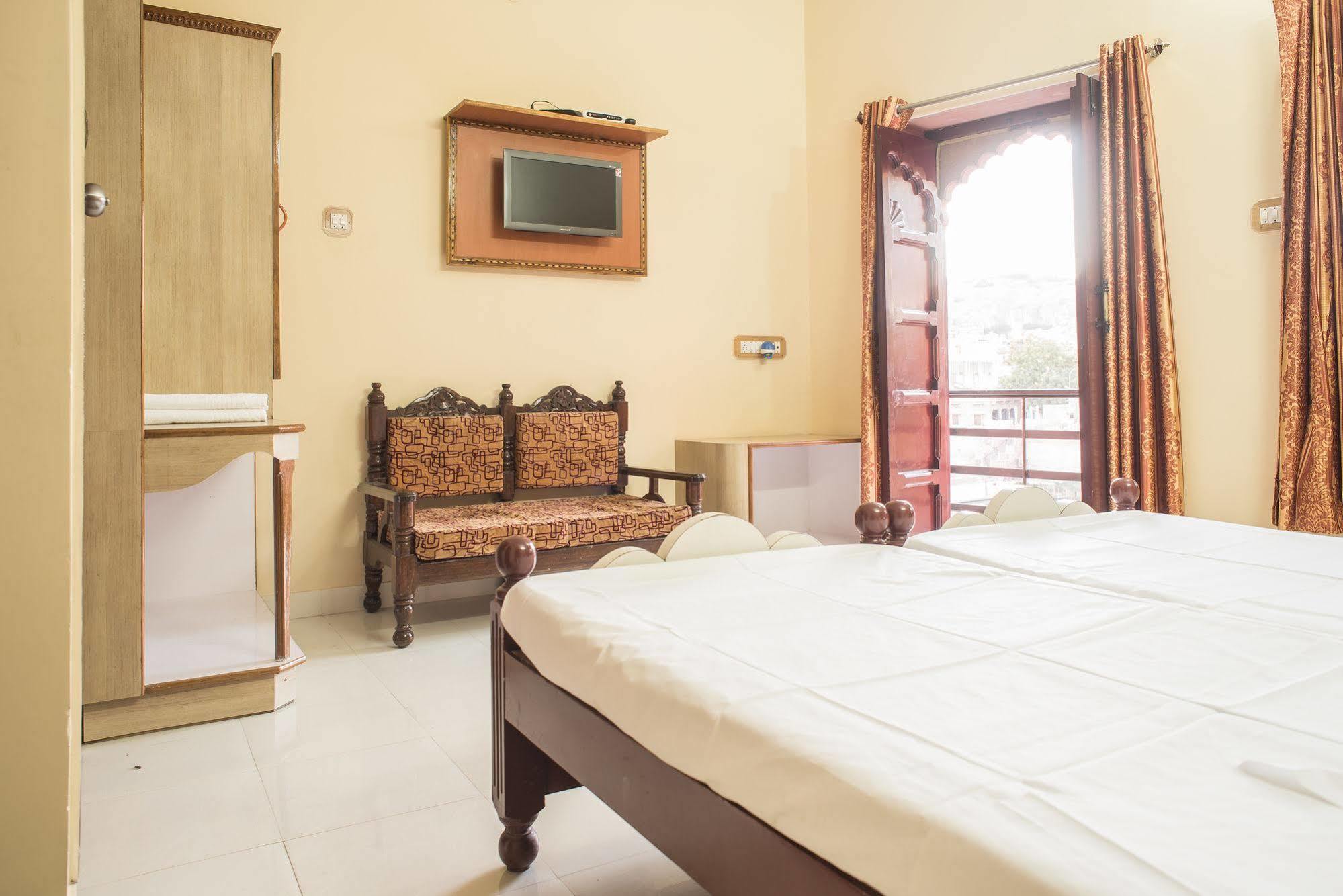 Hotel Jee Ri Haveli à Jodhpur  Extérieur photo