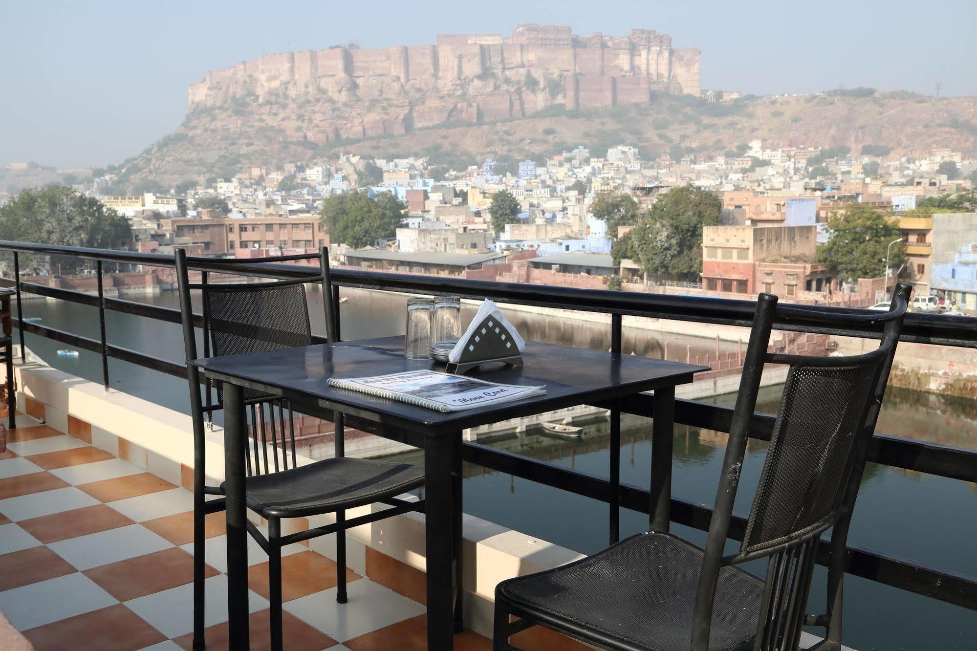 Hotel Jee Ri Haveli à Jodhpur  Extérieur photo