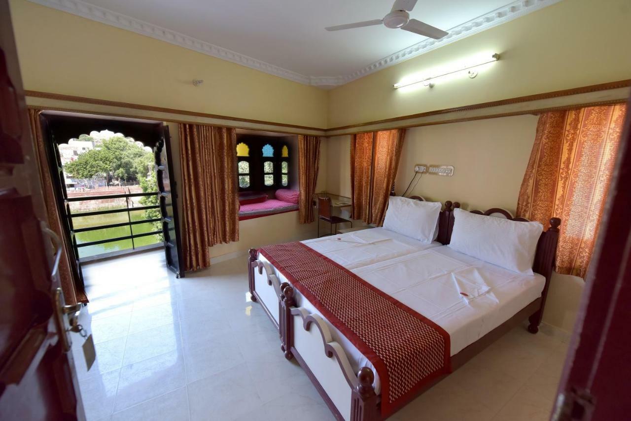 Hotel Jee Ri Haveli à Jodhpur  Extérieur photo