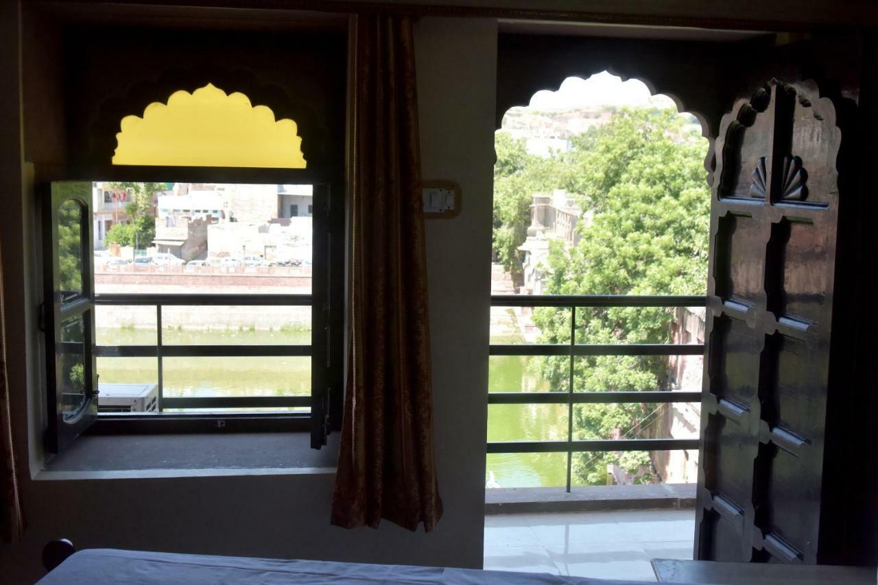 Hotel Jee Ri Haveli à Jodhpur  Extérieur photo